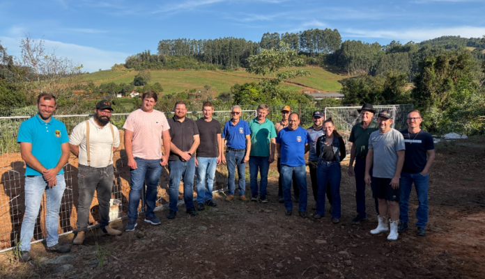 Projeto pioneiro de compostagem