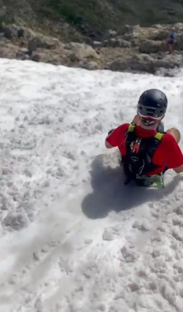 3 Enfrentando a neve durante a prova copiar